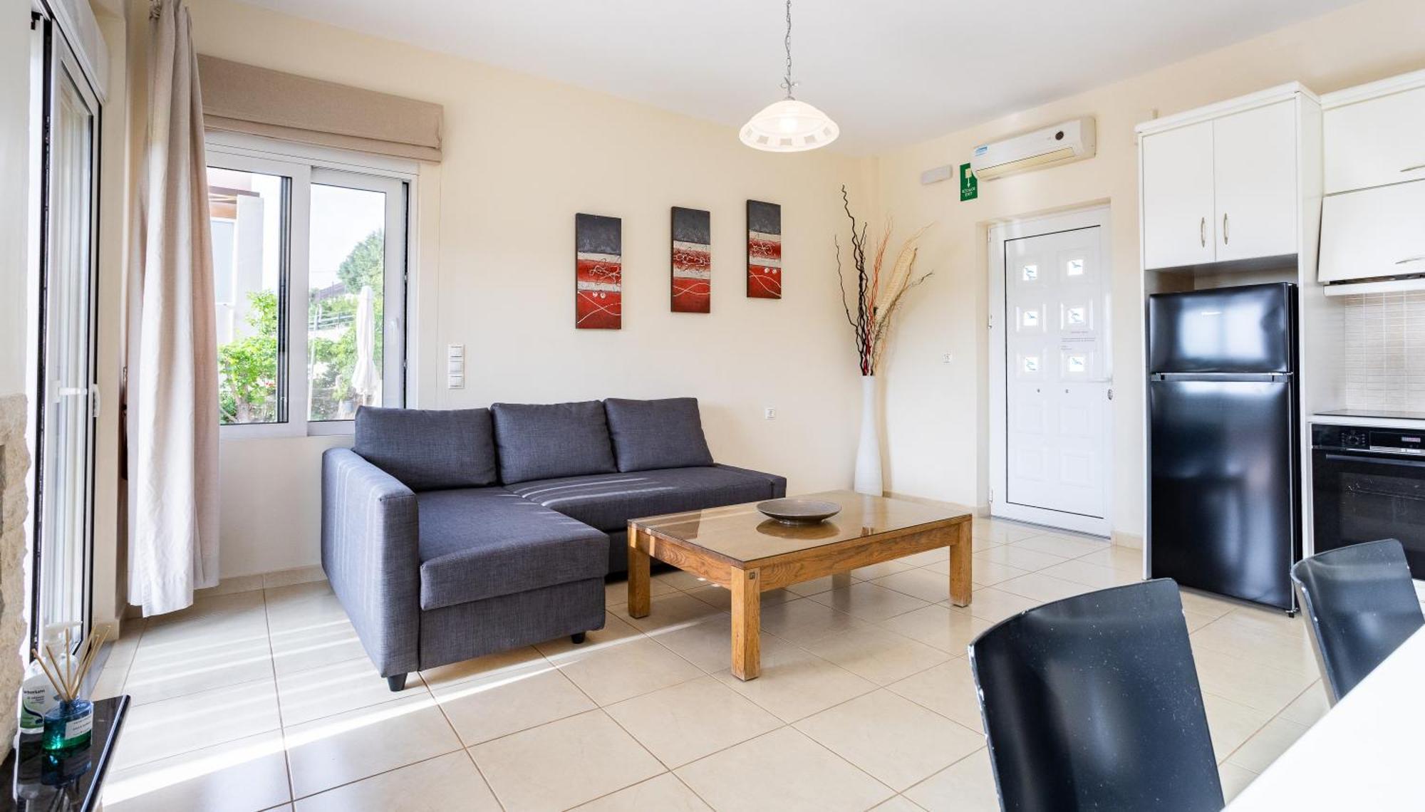 Meliades Villas Agia Marina エクステリア 写真