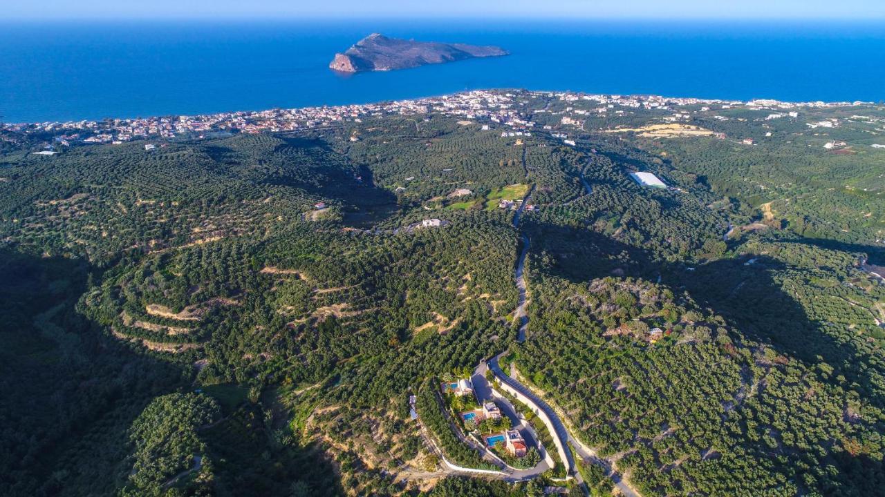 Meliades Villas Agia Marina エクステリア 写真