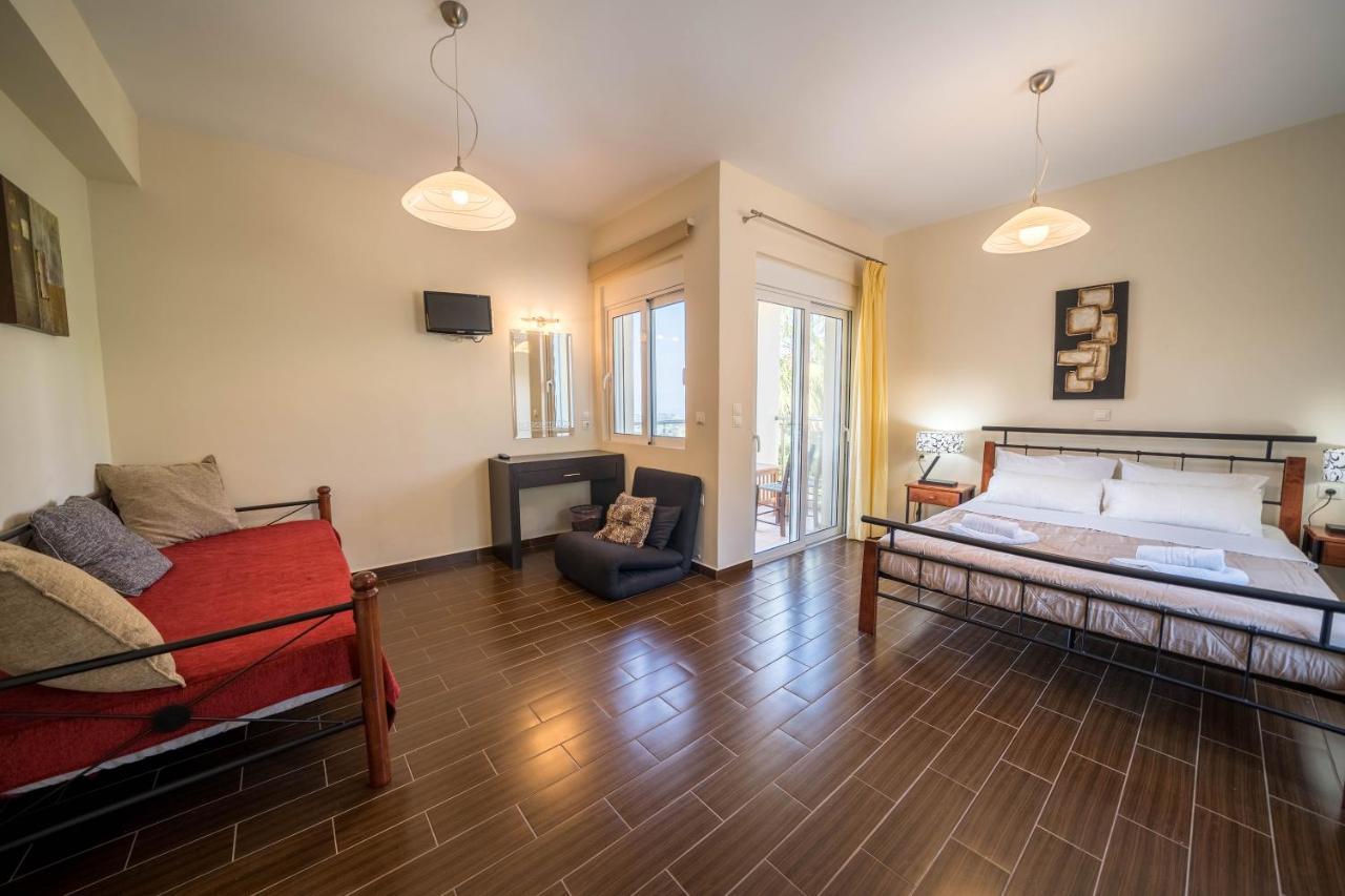 Meliades Villas Agia Marina エクステリア 写真