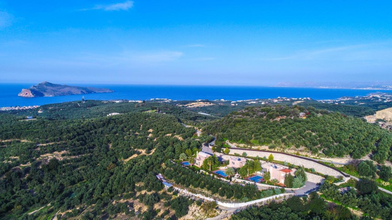 Meliades Villas Agia Marina エクステリア 写真