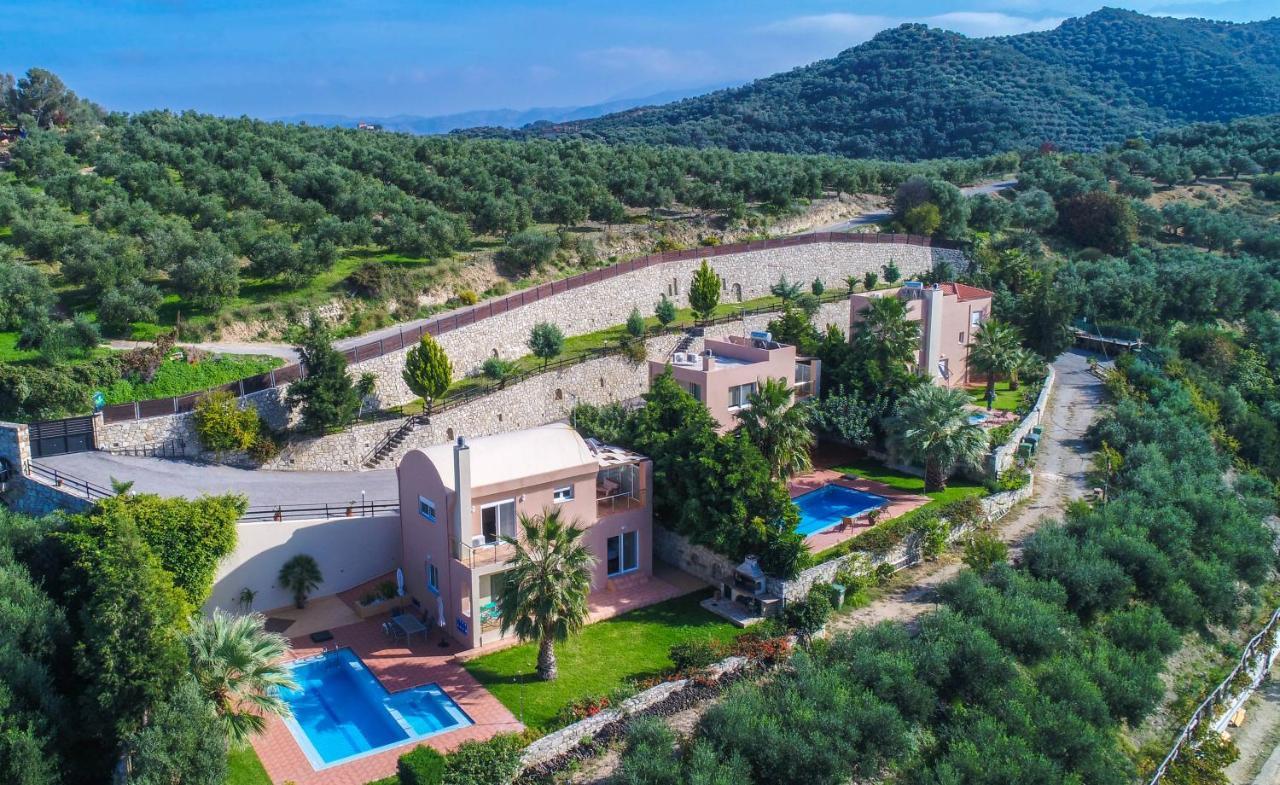 Meliades Villas Agia Marina エクステリア 写真